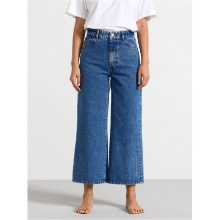 JACKIE Cropped Jeans