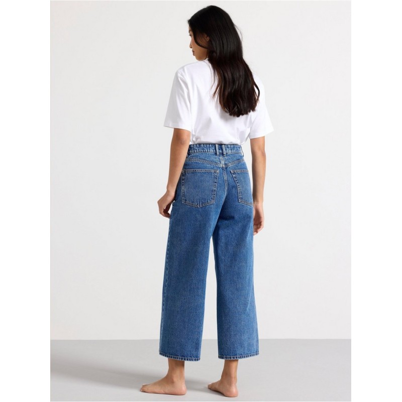 JACKIE Cropped Jeans