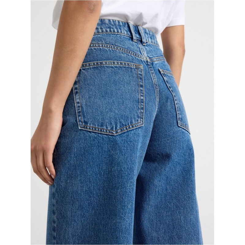 JACKIE Cropped Jeans